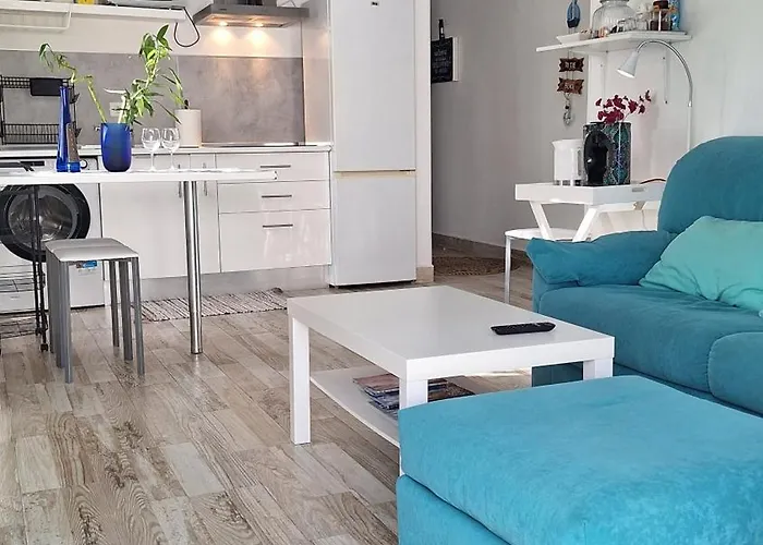 Lanza Ocean2 With A Pool And Near The Casa vacanze *