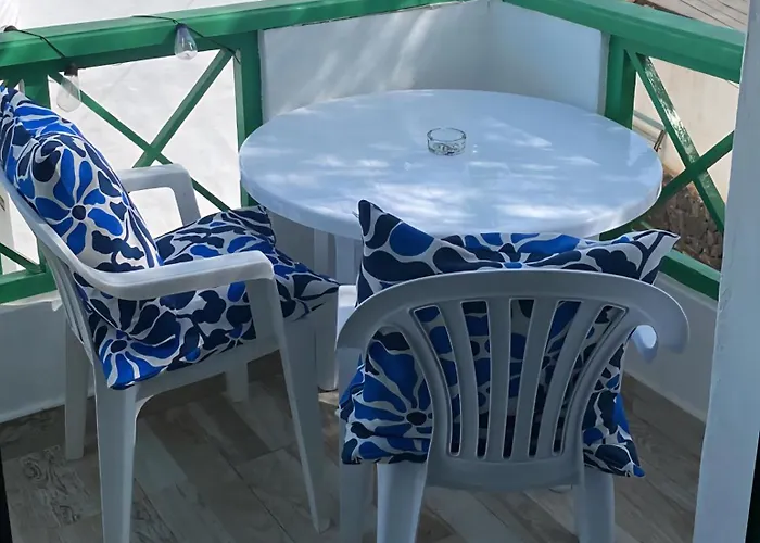 Lanza Ocean2 With A Pool And Near The *